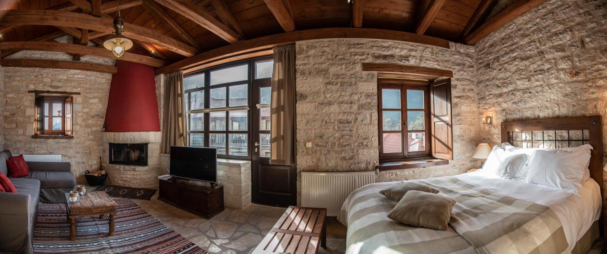 Epoches Otel Karpenísion Dış mekan fotoğraf