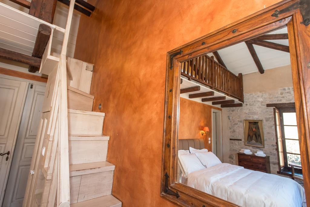 Epoches Otel Karpenísion Dış mekan fotoğraf